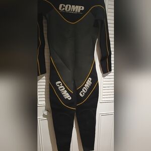 Comp titanium wetsuit XS mens